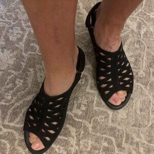 MEPHISTO CANDICE LIGHTWEIGHT SANDAL SIZE 8 - GREAT CONDITION